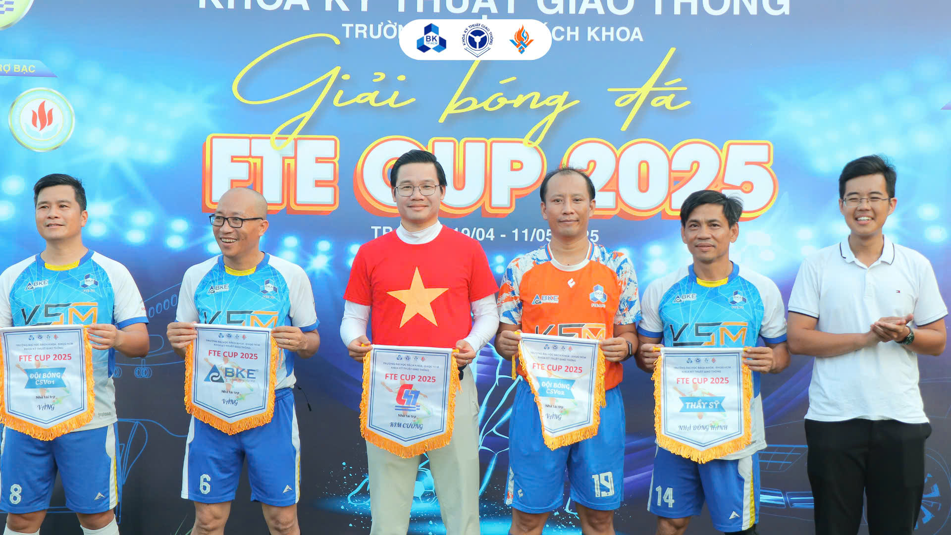 Tài Trợ Học Bổng
